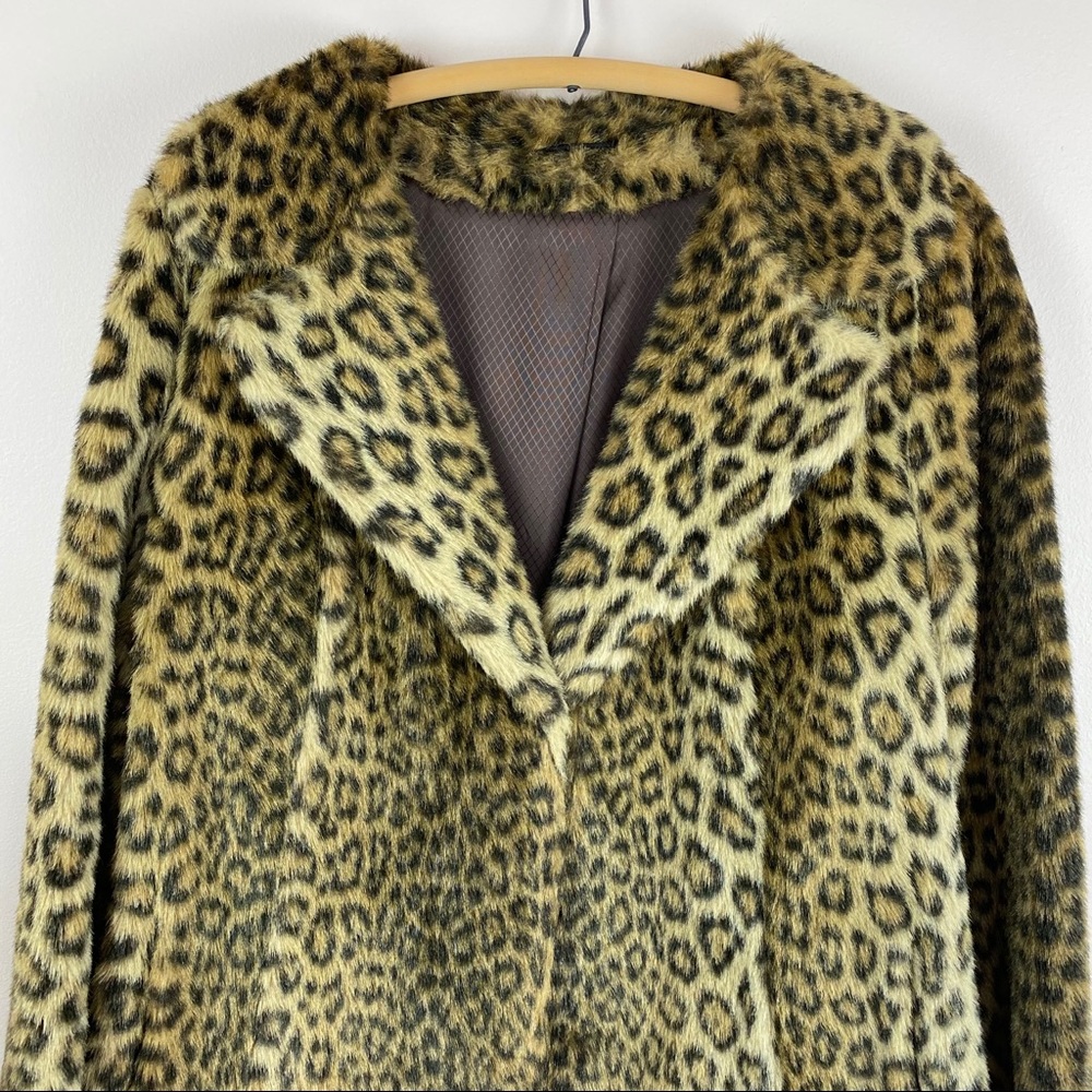 ❌SOLD❌ DO NOT BUY🚫VTG 60/70s Astraka WWF Faux Fur Leopard Print Coat - Picture 4 of 10